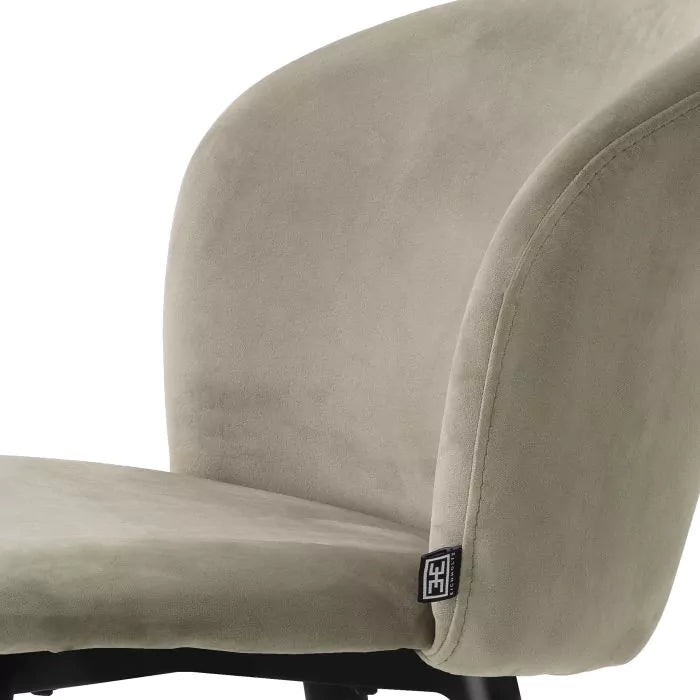 Scaun Stool Volante Roche Beige Velvet 115732, Eichholtz