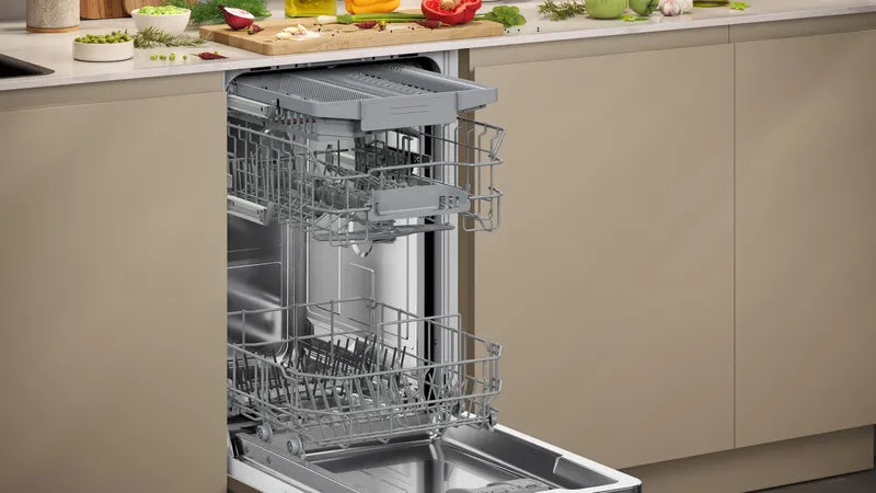 Mașina de spălat vase complet încorporabilă 45 cm VarioHinge - balamale culisante (pentru instalare cu plinte joase si panouri extrainalte ) S875EMX05E, Neff