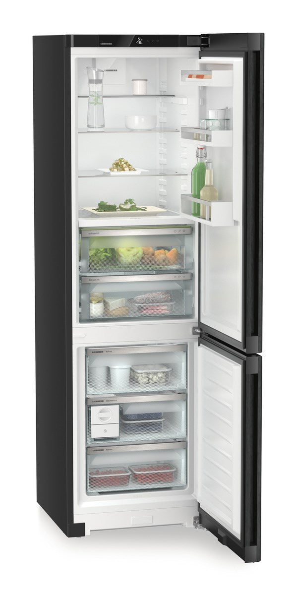 Frigider CBNbda 572i Plus BioFresh NoFrost, Liebherr