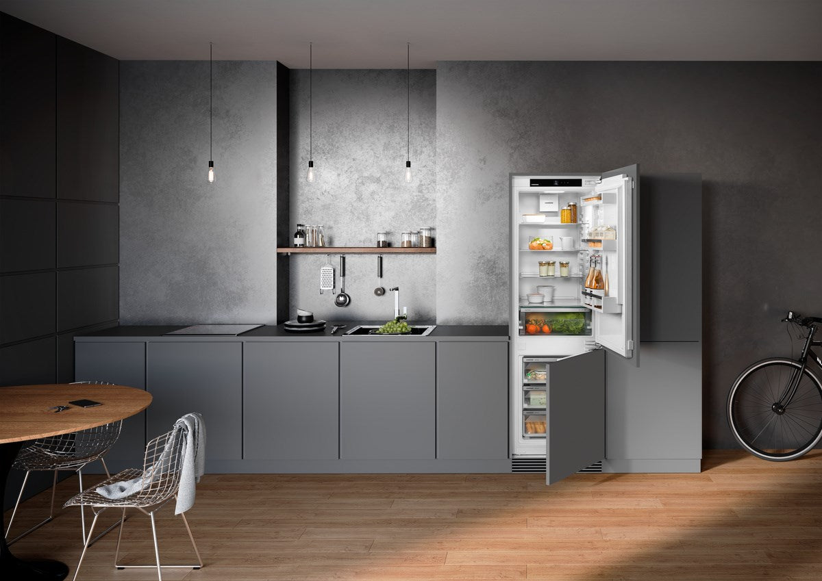 Frigider incorporabil cu EasyFresh si NoFrost, ICNe 5103 Pure, Liebherr