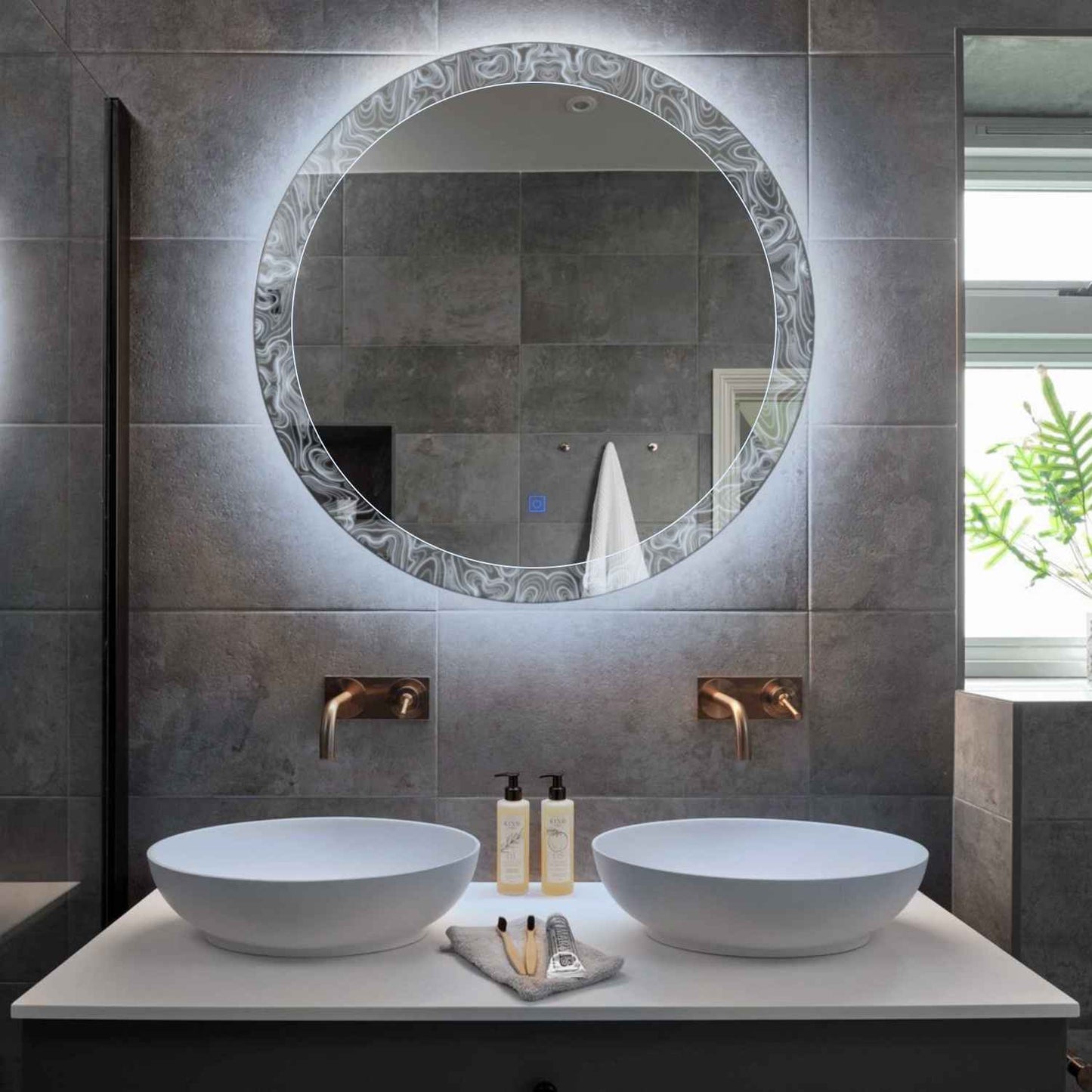 Oglinda LED rotunda cu lumina LED rece Gama Official Model 8 cu buton touch - Reyze