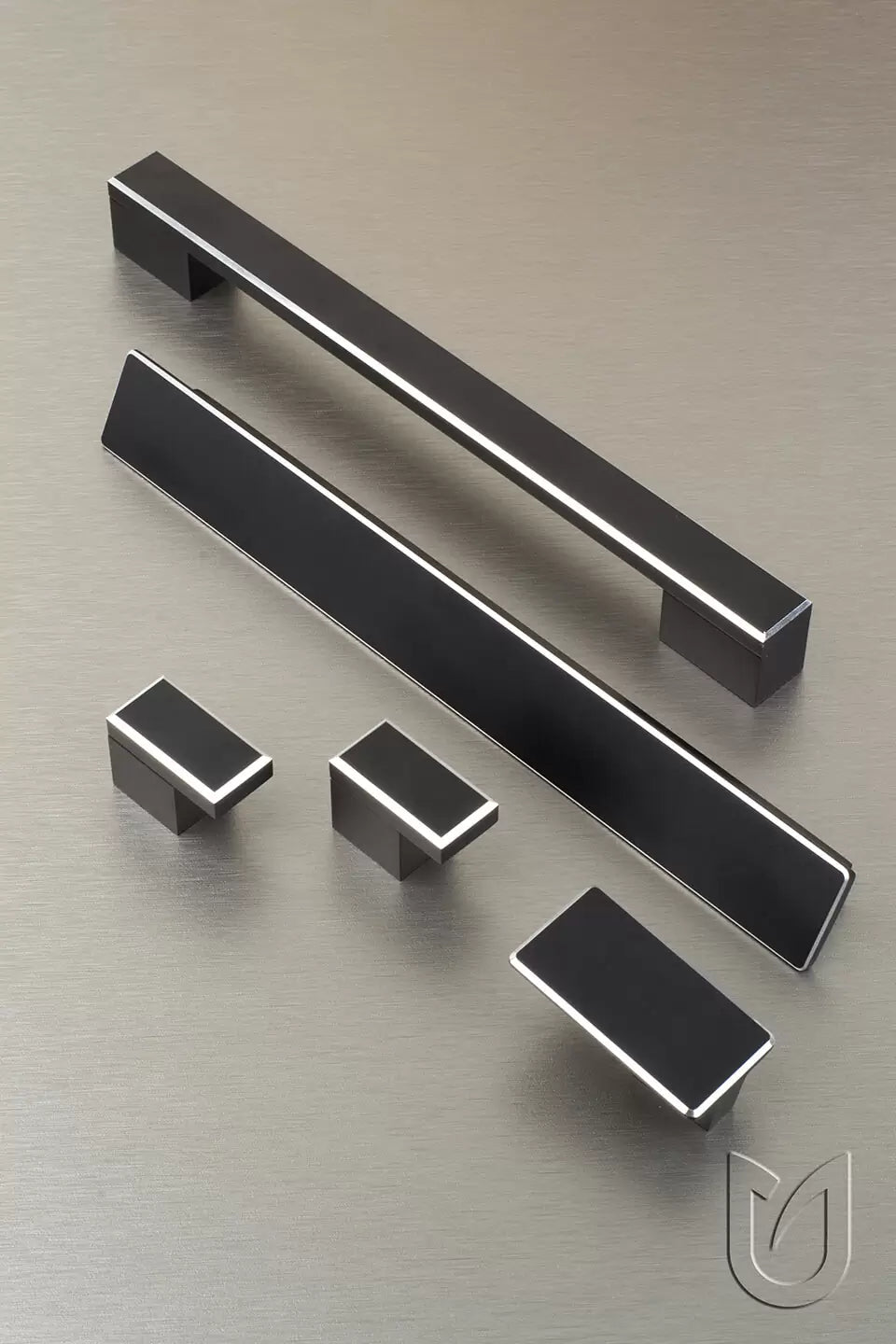 Maner Laura 320mm Negru Mat